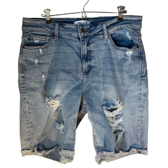 Judy Blue Distressed Cut Off Jean Shorts, 2XL - Picture 3 of 13